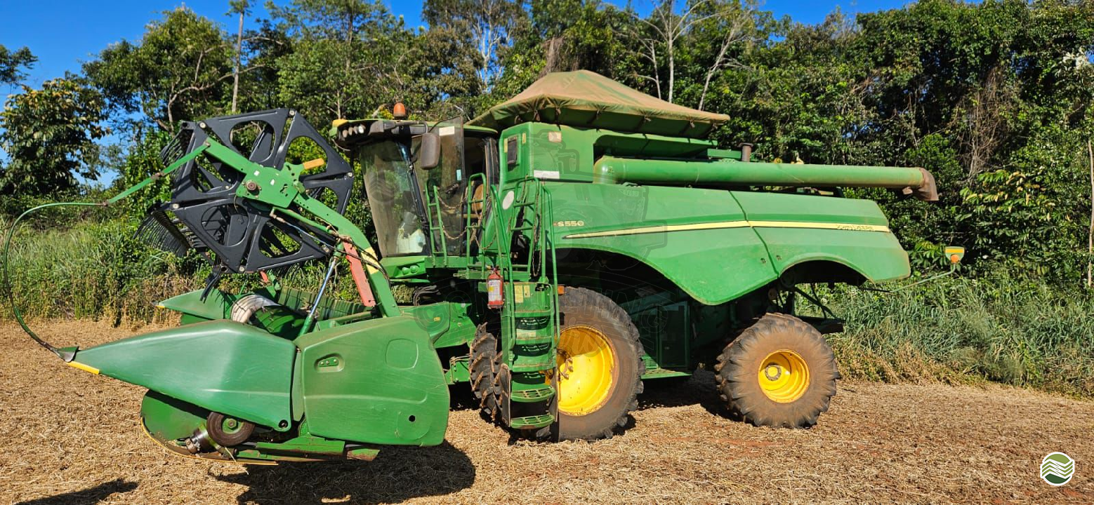 COLHEITADEIRA JOHN DEERE JOHN DEERE S550 Consulting Agro ITUVERAVA SÃO PAULO SP
